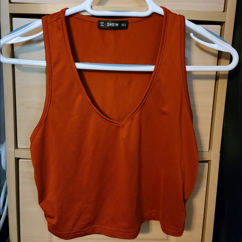 tank crop top
